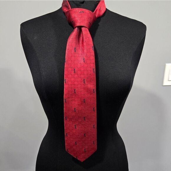 🐢 Vintage YSL Yves Saint Laurent Men's tie. Red - Picture 1 of 5